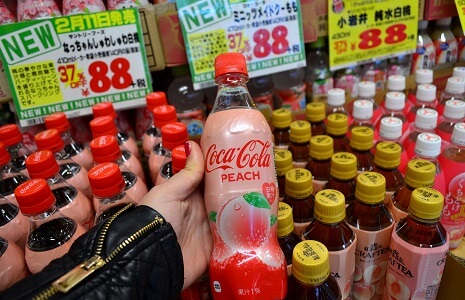 Coca Cola Peach im Don Quijote in Shibuya Tokio
