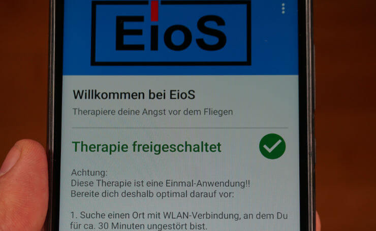 Die EioS App ist eine digitale Therapie gegen Flugangst