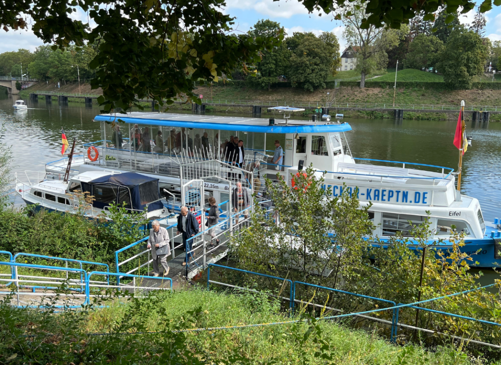 Neckar Schifffahrt Stuttgart