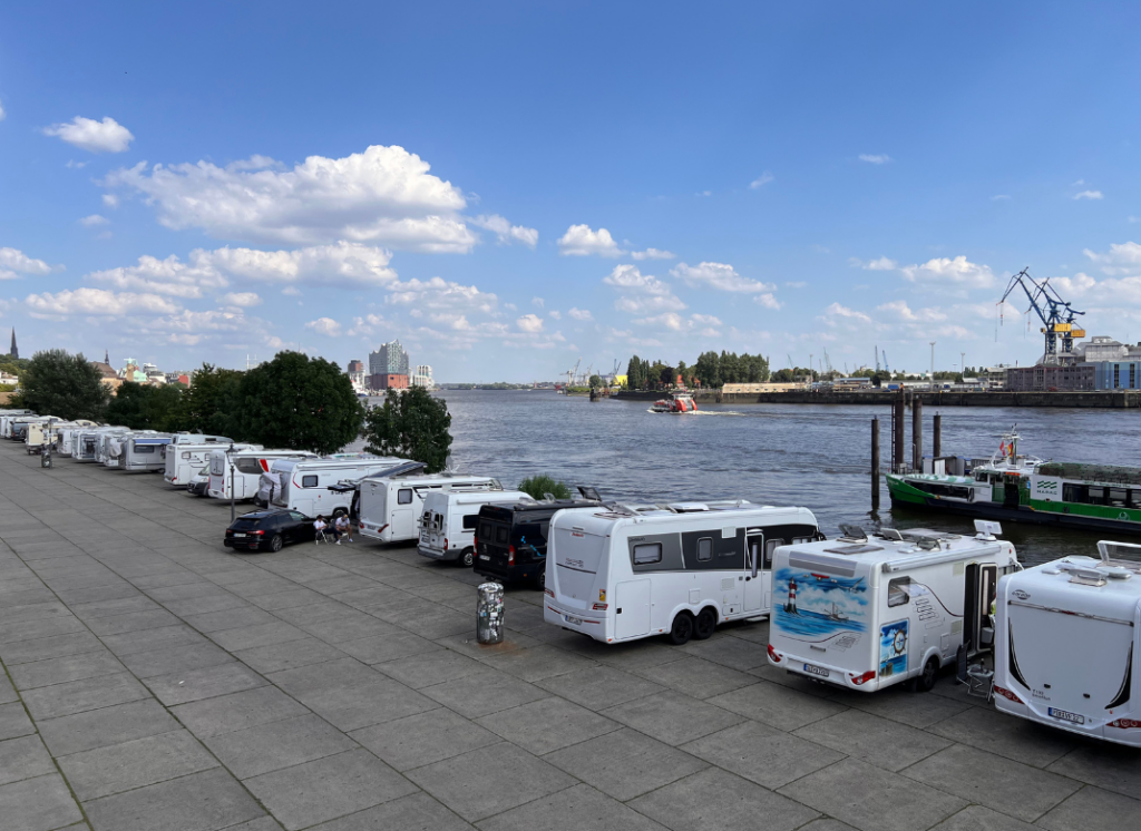 Campingstellplatz direkt am Hafen Hamburg Fischmarkt